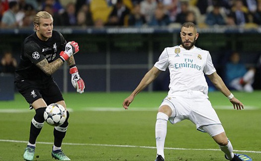 CĐV Liverpool phát điên vì thủ môn Karius bắt bóng như bán độ ở Chung kết Champions League