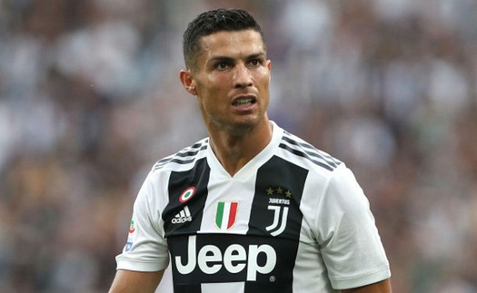 Siêu cò Mendes bức xúc vì UEFA không tôn vinh Ronaldo: ‘Thật nực cười và đáng hổ thẹn’