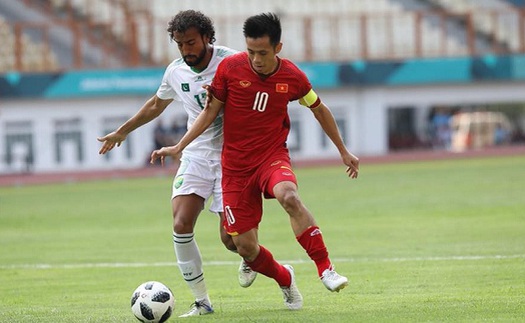 VIDEO: Chiêm ngưỡng bàn thắng mẫu mực của Văn Quyết trước U23 Pakistan