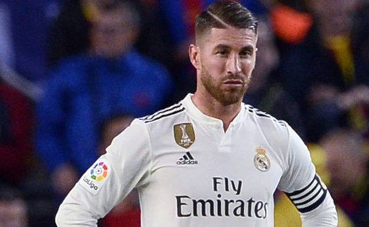 Ramos bị fan Barca chế giễu khi khóc dù chơi tệ nhất trận 'Kinh Điển'