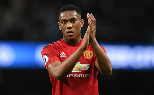 CẬP NHẬT sáng 18/12: Việt Nam sẽ hơn Thái Lan 18 bậc trên BXH FIFA. M.U 'trói chân' thành công Martial