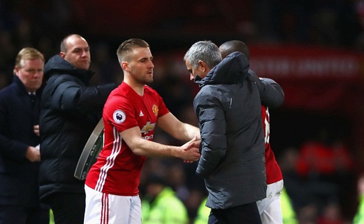 Luke Shaw bất ngờ muốn Mourinho nhận được sự tôn trọng ở MU