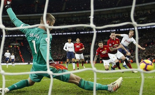 MU: Mãn nhãn với 11 pha cứu thua của 'thánh tôn' De Gea trước Tottenham