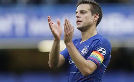 Để Kepa làm loạn, CĐV Chelsea mắng Azpilicueta không biết cách làm đội trưởng