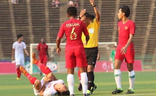 VIDEO: Những pha chơi xấu của U22 Indonesia với U22 Việt Nam