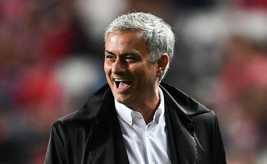 MỈA MAI: Mourinho kiếm bộn tiền từ việc bị... sa thải 4 lần