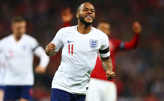 VIDEO Anh 5-0 CH Czech: Sterling rực sáng với hat-trick