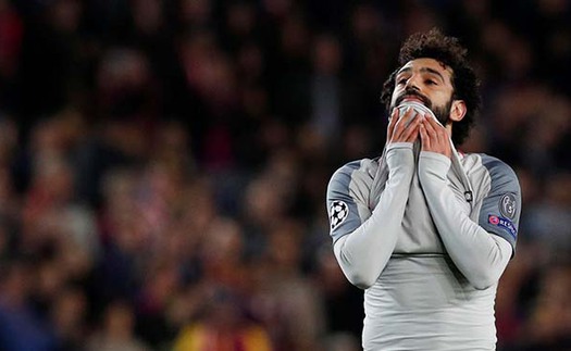 Barca 3-0 Liverpool: Hậu vệ Barca sẵn sàng... gãy răng để 'khóa chân' Salah