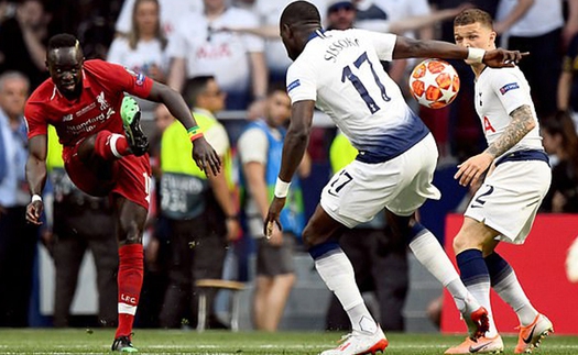 Tottenham 0-2 Liverpool: Chuyên gia tranh cãi nảy lửa về quả penalty