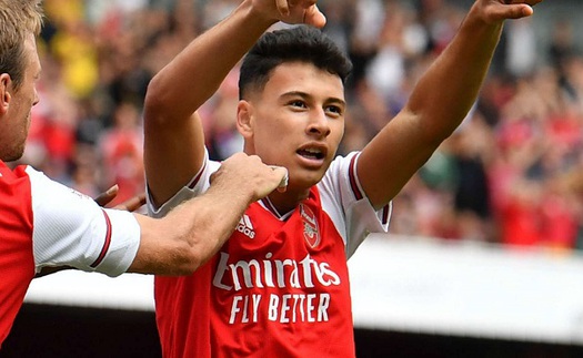 Gabriel Martinelli: Người hùng trẻ tuổi vừa đi vào lịch sử đang khiến CĐV Arsenal phát cuồng