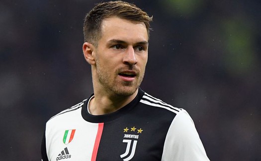 Chuyển nhượng Juventus: Pirlo thay Sarri, Ramsey sẽ phải ra đi đầu tiên