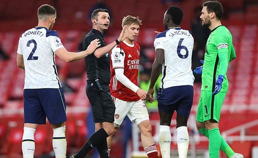 Mourinho: "Tôi có vấn đề với trọng tài về các quả penalty"