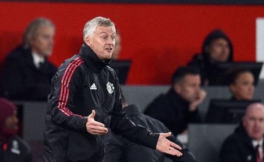 Solskjaer nói gì sau khi MU bị loại khỏi cúp Liên đoàn?