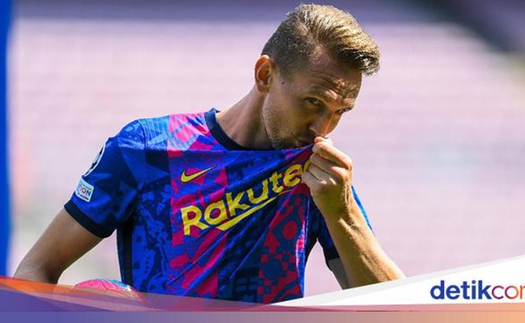 Barcelona: HLV Koeman khẳng định Luuk de Jong hay hơn cả Neymar