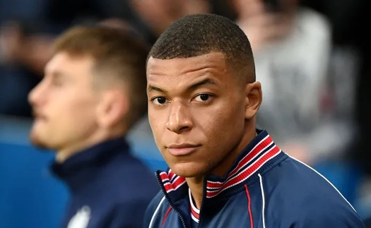 Bóng đá hôm nay 23/4: Maguire dự bị trước Arsenal, Mbappe nhận lương 50 triệu euro/năm