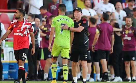 MU: Ronaldo có hành động khó coi sau trận thua Brentford