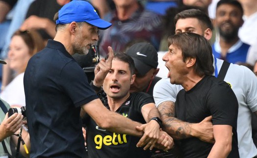 CĐV chia rẽ về màn đấu khẩu căng thẳng giữa Tuchel và Conte