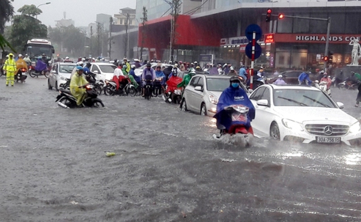 Hà Nội khuyến cáo người dân hạn chế ra đường hôm nay