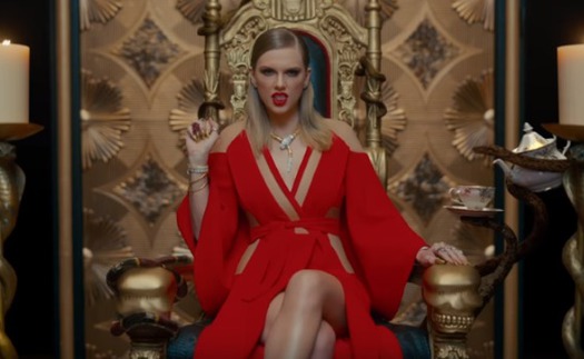 Quay MV 'chửi cả thiên hạ', Taylor Swift xô đổ kỷ lục của Adele