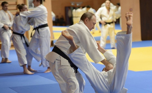 Tổng thống Putin và Tổng thống Mông Cổ sẽ thi đấu judo tại Nhật Bản?