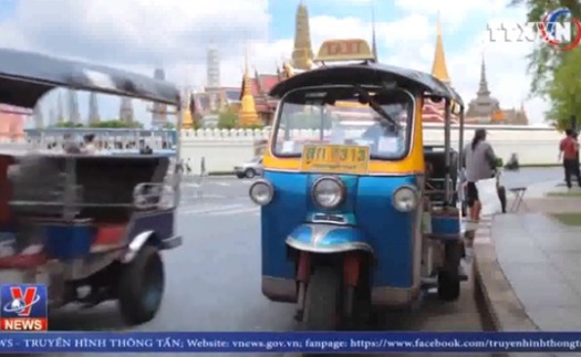 Toàn bộ xe tuk-tuk biểu tượng du lịch Thái Lan sẽ chạy bằng điện