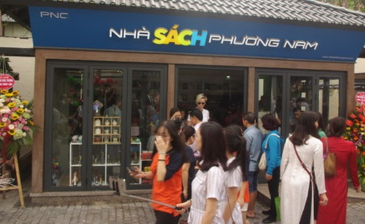 Thuốc nào cho… Phố sách Hà Nội?