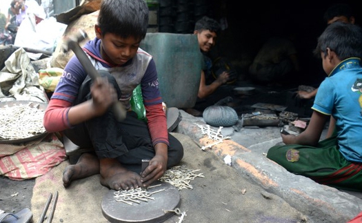 Quá nửa trẻ em thế giới đối mặt với các nguy cơ từ chiến tranh, nghèo đói và phân biệt giới