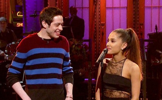 Pete Davidson kể chuyện đính hôn với Ariana Grande sau 10 ngày hẹn hò