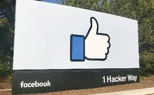 Facebook thông báo tới người dùng về lỗi phần mềm tự động 'bỏ chặn'