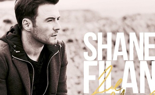 Ca khúc 'Beautiful In White': Từ bị ghẻ lạnh đến bản hit lớn nhất sự nghiệp của Shane Filan