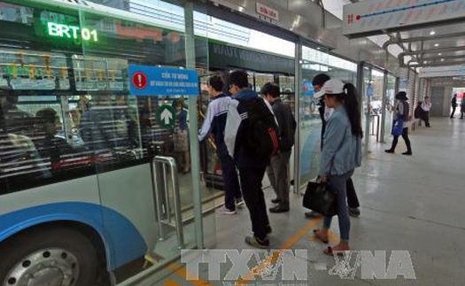 Hà Nội triển khai thí điểm hệ thống vé điện tử trên tuyến buýt nhanh BRT