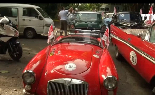 Lễ hội diễu hành xe cổ ở thủ đô La Habana, Cuba