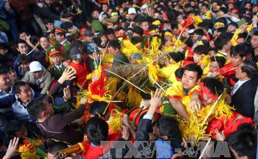 Không phát tràn lan lộc hoa tre trong Ngày Khai hội Gióng đền Sóc