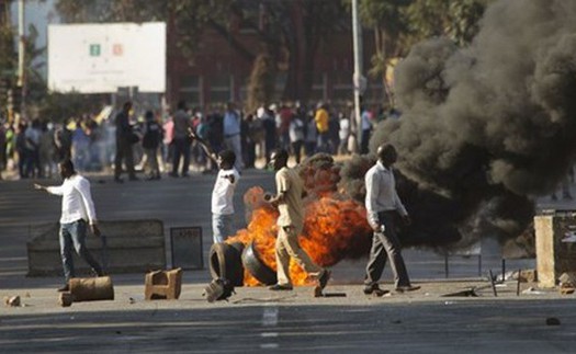 Zimbabwe: Nhiều người chết trong các cuộc biểu tình phản đối giá nhiên liệu tăng