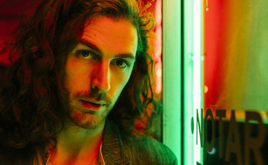 Album 'Wasteland, Baby!' của Hozier: Tình ca cho ngày tận thế