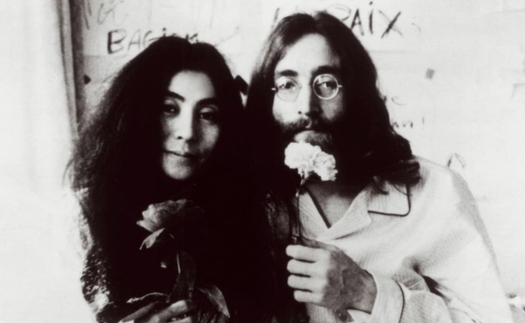 50 năm màn diễn 'Bed-In': Vợ chồng John Lennon đã phản đối chiến tranh như thế nào?