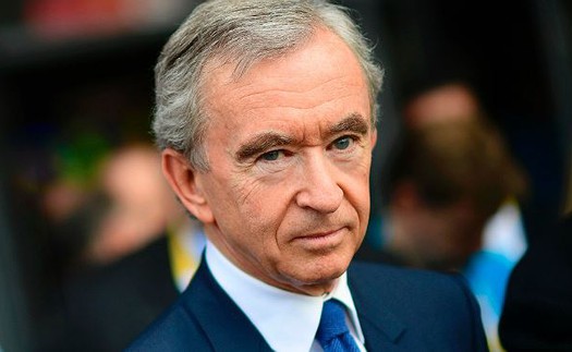 Cháy Nhà thờ Đức Bà Paris: Gia đình tỷ phú Bernard Arnault cam kết hỗ trợ 200 triệu euro