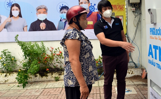 'ATM khẩu trang' miễn phí tại TP Hồ Chí Minh đã bắt đầu hoạt động