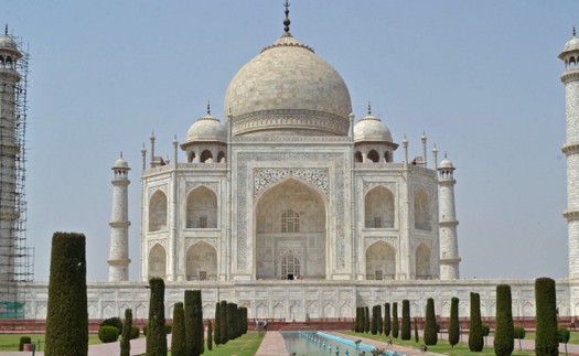 Đền Taj Mahal của Ấn Độ mở cửa trở lại