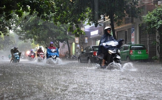 Thời tiết cuối tuần: Bắc Bộ nắng nóng ban ngày, đêm có mưa dông