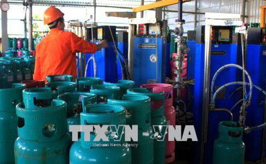 Giá gas trong nước tăng mạnh: Người tiêu dùng xoay sang dùng điện