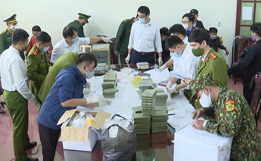 Phá chuyên án ma túy lớn, thu giữ 100 bánh heroin tại Lào Cai