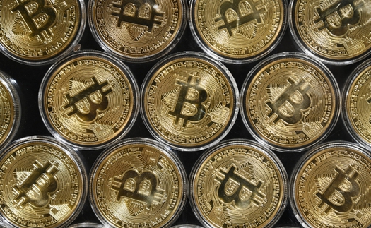 Bitcoin đối mặt năm 2022 'khó đoán'