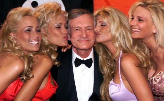 Sau khi qua đời, 'ông trùm' Hugh Hefner vẫn bị nhiều phụ nữ tố