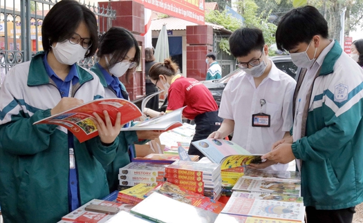 Chào tuần mới: Những cuốn sách cùng em 'vào Hè'