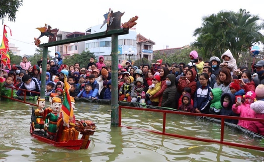 Để sân khấu 'bắt tay' cùng du lịch