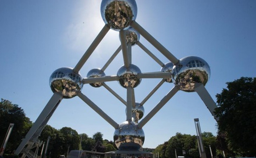 Tượng đài Atomium ở Bỉ thu hút lượng khách kỷ lục