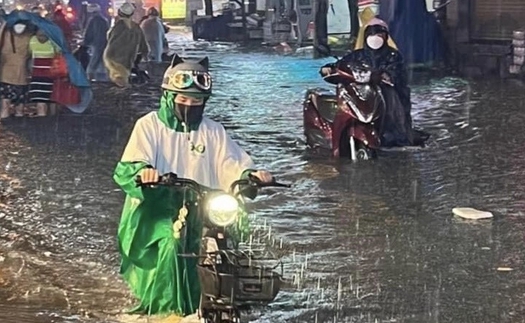 Thành phố Hồ Chí Minh: Mưa lớn kéo dài, nhiều nơi ngập sâu