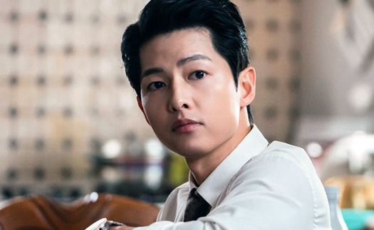 Song Joong Ki bất ngờ tái xuất màn ảnh với hình ảnh ‘Con trai nhà tài phiệt’