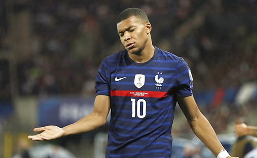 Bỉ vs Pháp: Deschamps mất ăn mất ngủ vì Mbappe